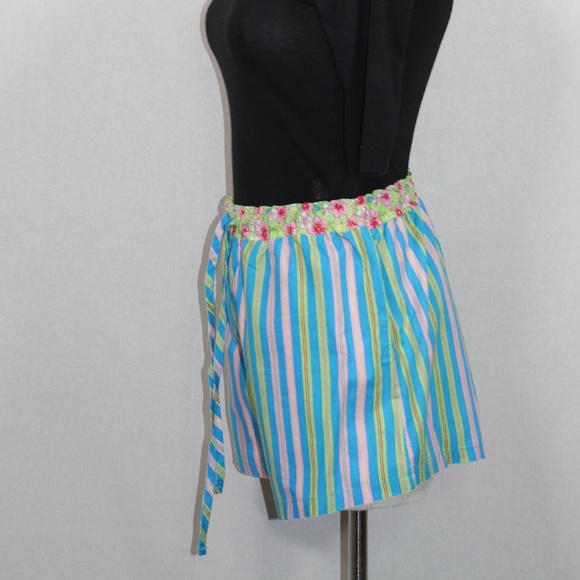 Secret Stripe Shorts (s) - Picture 6 of 9